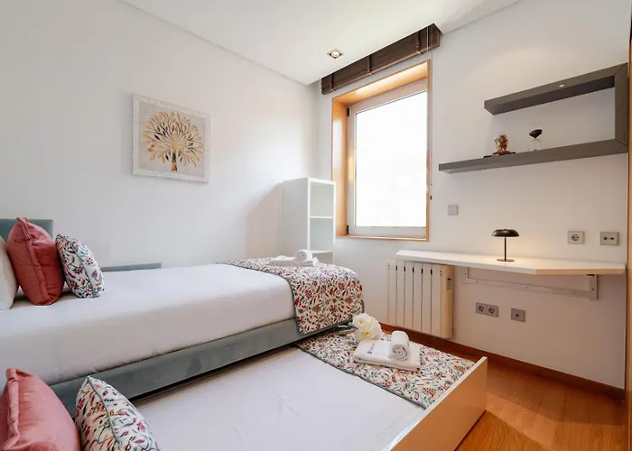 شقة Modern Flat With Workspace In Foz By Hostwise *