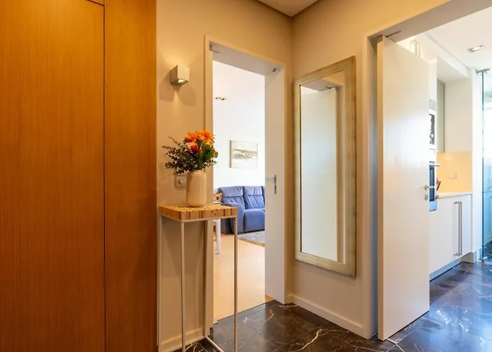 شقة Modern Flat With Workspace In Foz By Hostwise