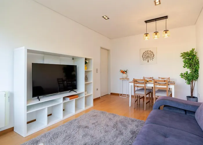 公寓 Modern Flat With Workspace In Foz By Hostwise 波尔图